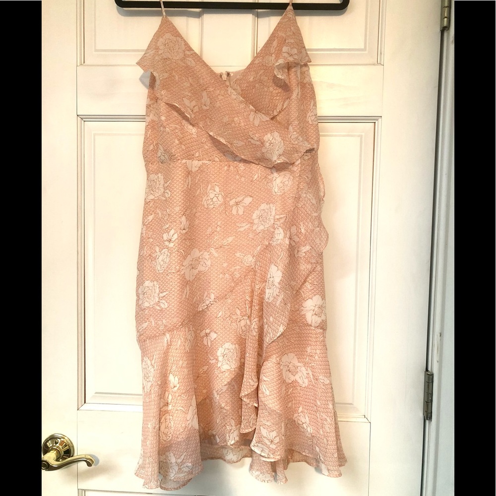 Pretty floral dress from Express. Worn once.